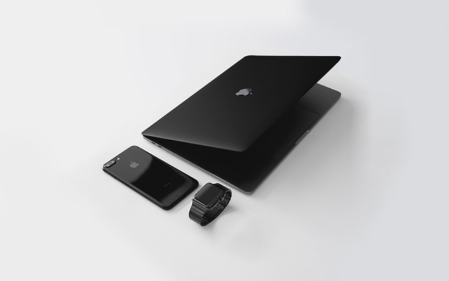 【2024年版】生活を劇的に変える最新ガジェット完全ガイド｜折りたたみスマホからスマートホームまで